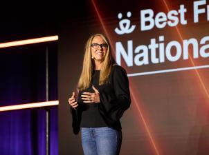 Julie Castle presenting at the Best Friends National Conference